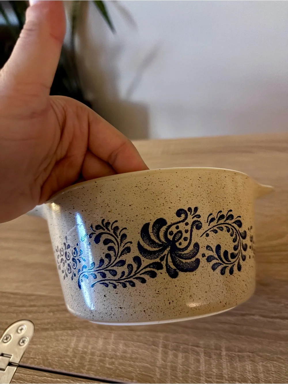 Vintage 1970s Pyrex Casserole Bowl Homestead Blue 473